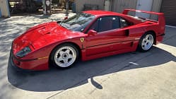Ferrari F40 auf Craigslist USA Santa Barbara